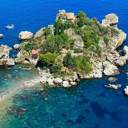 A&g Naxos-taormina Appartement